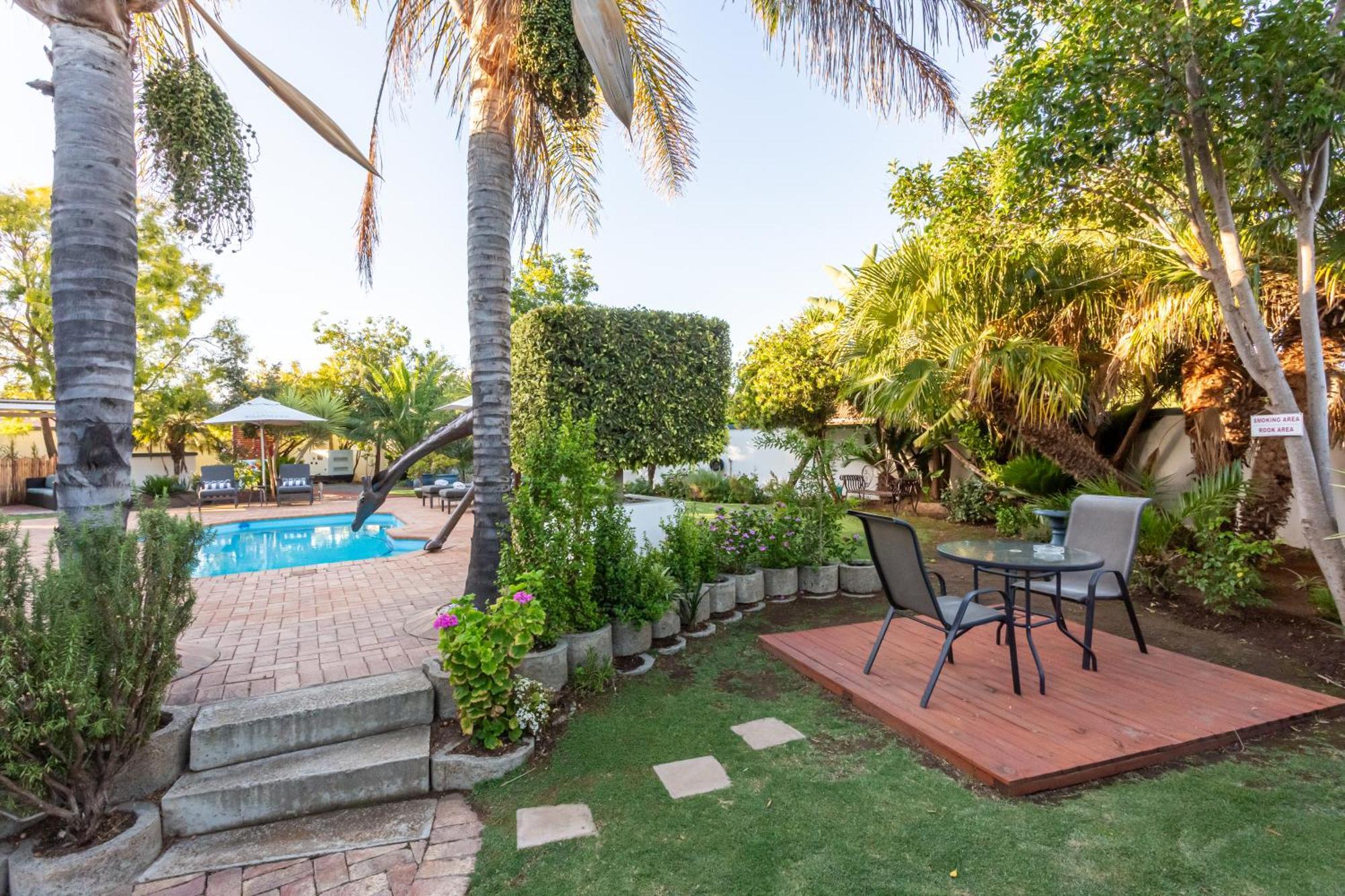 Pictures Guest House Boutique Hotel Oudtshoorn Exterior photo