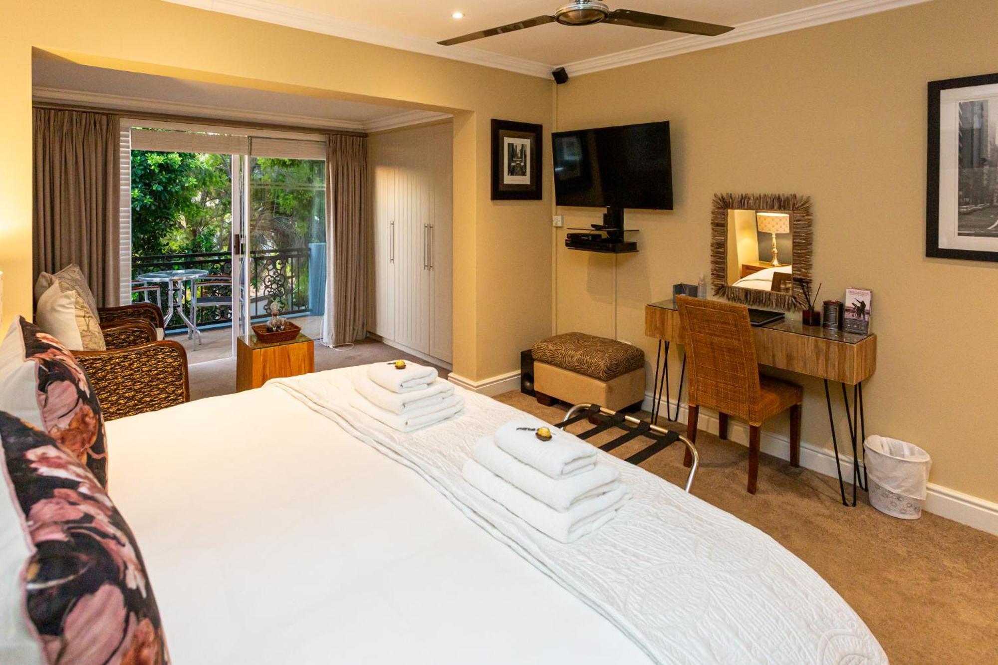 Pictures Guest House Boutique Hotel Oudtshoorn Exterior photo